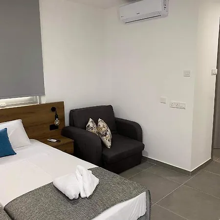 Ellenapa Apts & Apartmán Ayia Napa