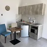 Apartment Ellenapa Apts & *