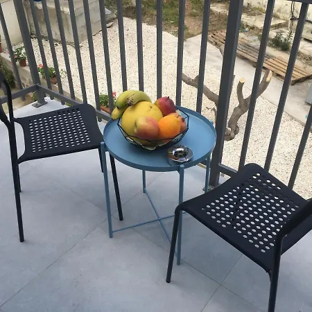 Appartamento Ellenapa Apts &