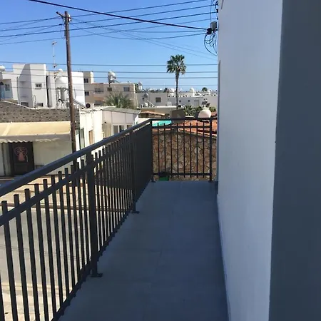 Ellenapa Apts & * Αγία Νάπα