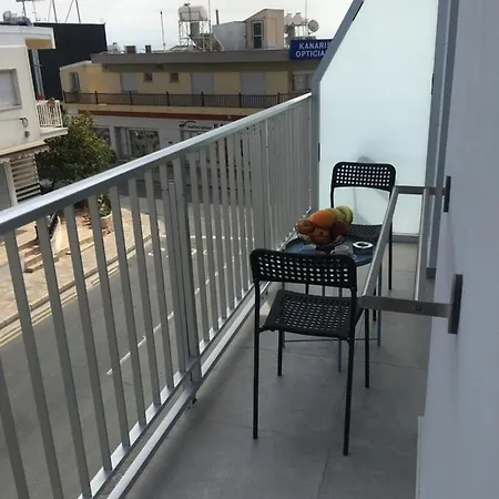 Ellenapa Apts & Διαμέρισμα *