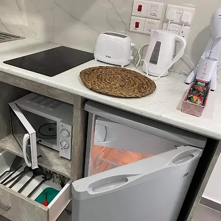 Apartamento Ellenapa Apts &