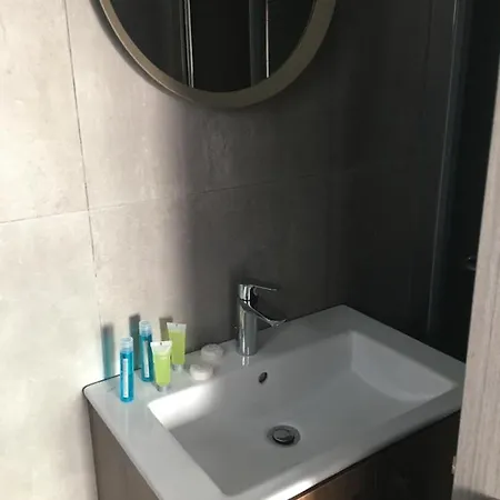 Apartamento Ellenapa Apts &