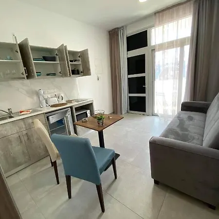 Ellenapa Apts & * Agia Napa