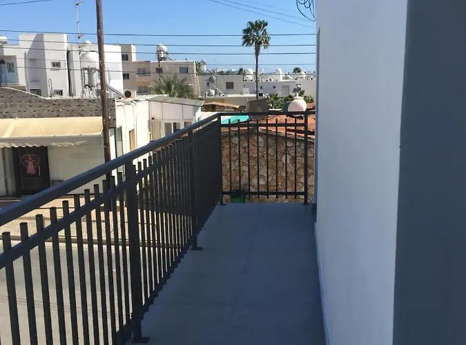 Ellenapa Apts & * Ayia Napa