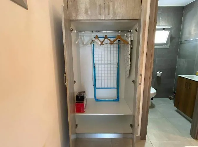 Ellenapa Apts & Apartman Ajía Nápa