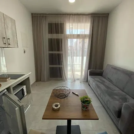 Ellenapa Apts & * Agia Napa